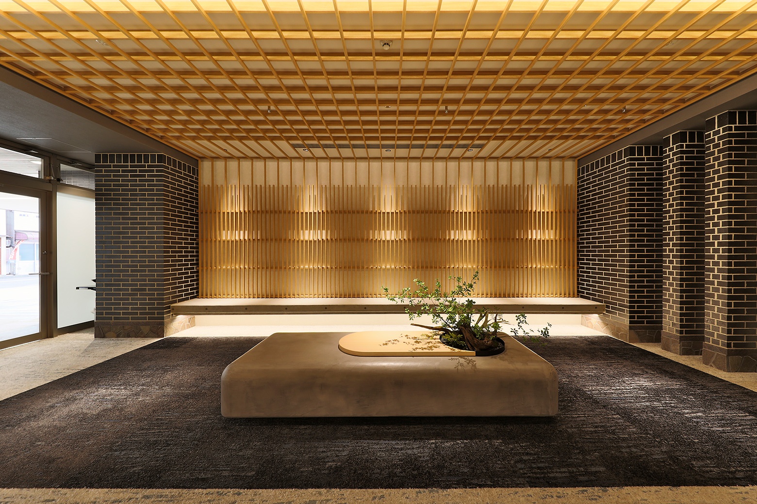 プレザングラン京都円町 エントランス