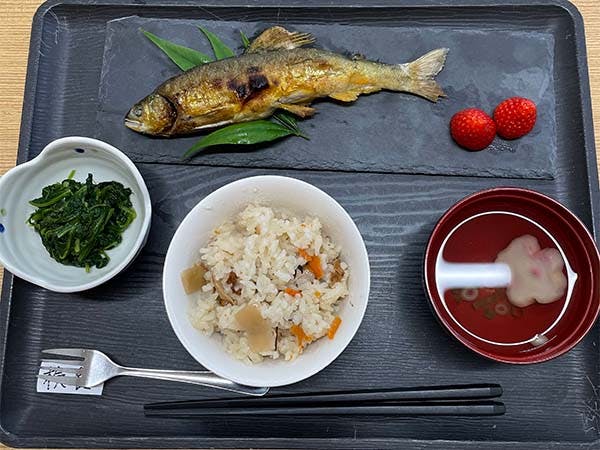 あざれあ小鷹野 鮎の塩焼き御膳