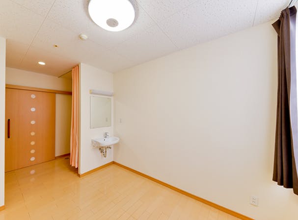 住宅型有料老人ホーム ぱらだいす 居室