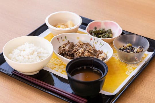 ヒューマンヒルズ初山 食事