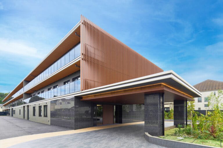 アズハイム国立 外観