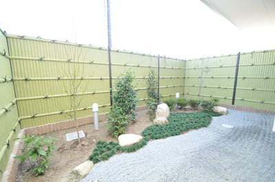 住宅有料老人ホーム 梅一輪 中庭