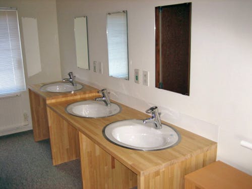 グループホームしづく 洗面所