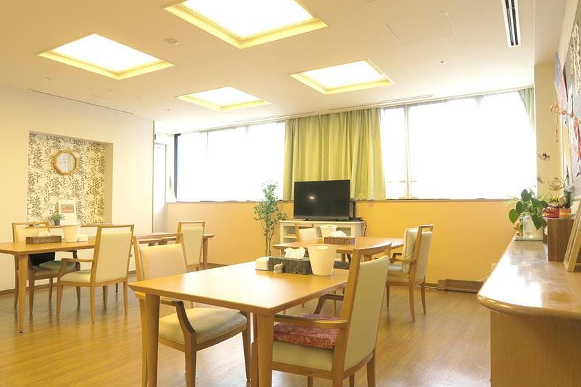 メディカルホームくらら甲子園 3F リビングルーム兼食堂兼機能訓練室