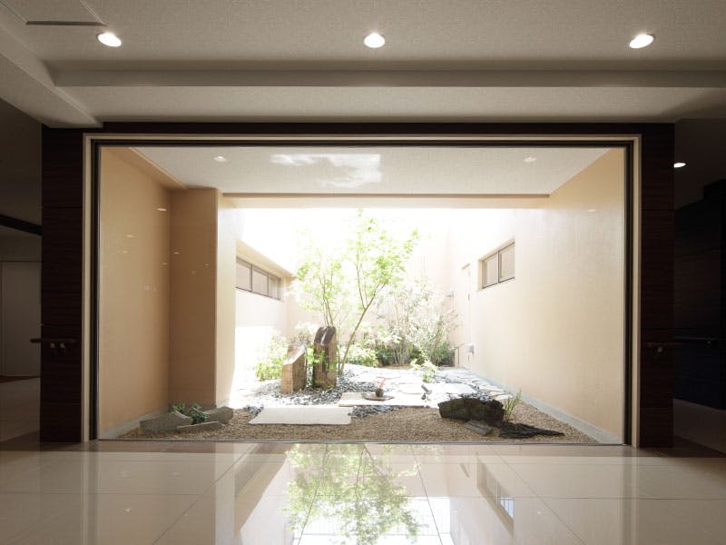 エクセレント花屋敷ガーデンヒルズ 中庭