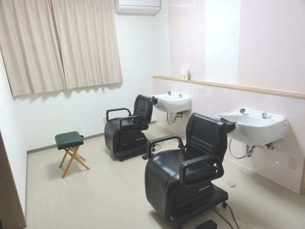 住宅型有料老人ホーム プラチナホームさくら 理美容室