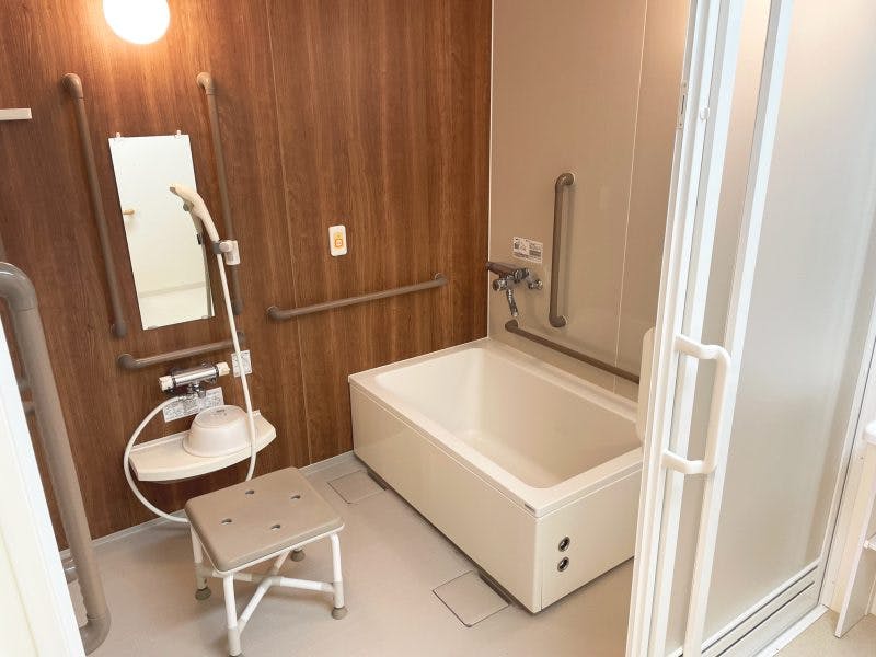 ホームステーションらいふ三鷹 浴室
