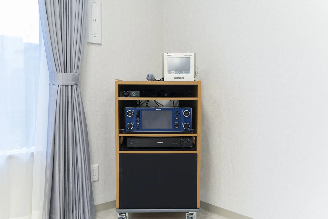 イリーゼ明大前 カラオケ機材