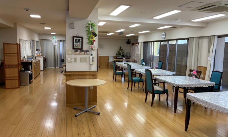 オーパオーマ八戸ノ里 食堂