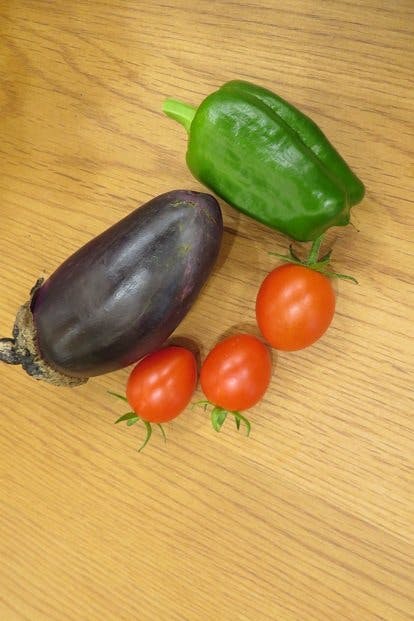 グランフォレスト神戸御影 庭園のお野菜の収穫