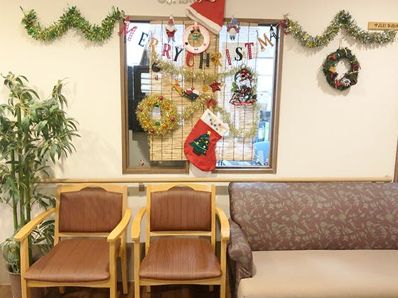 サービス付き高齢者向け住宅庵つるみ ロビー