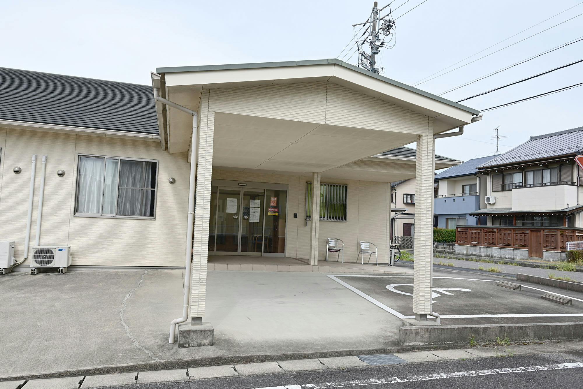 サポートハウス結 入口