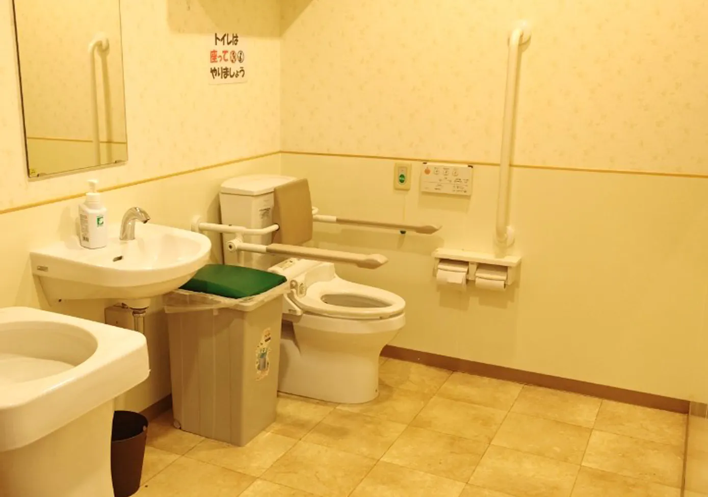 リアン瀬古東 共用トイレ
