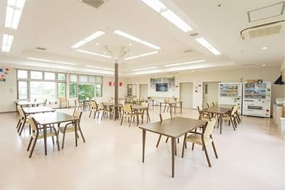 ケアガーデン春日部備後 食堂