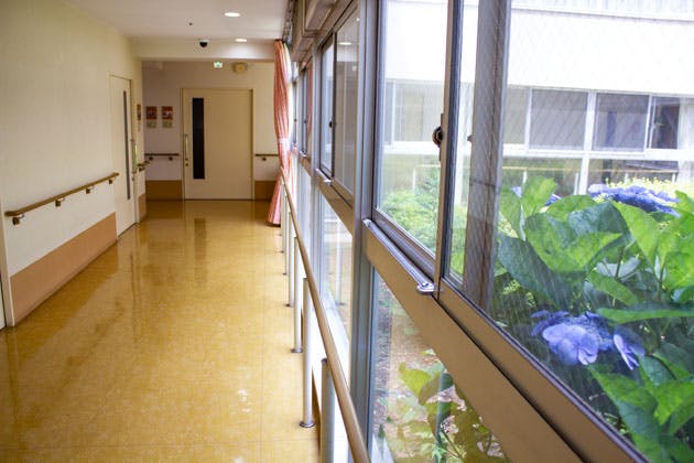 ライフコミューン深大寺 回廊