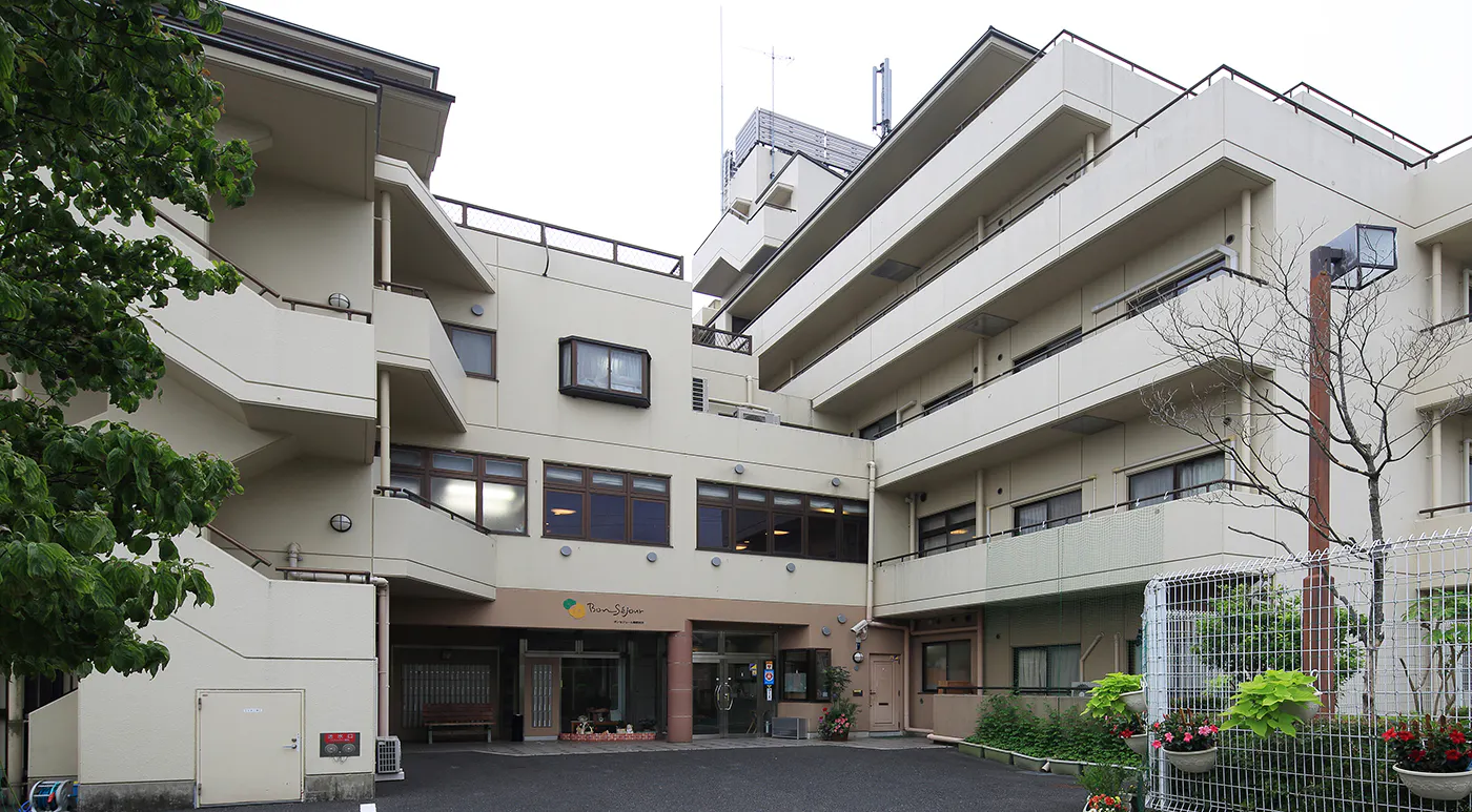 メディカル・リハビリホームボンセジュール秦野渋沢 外観