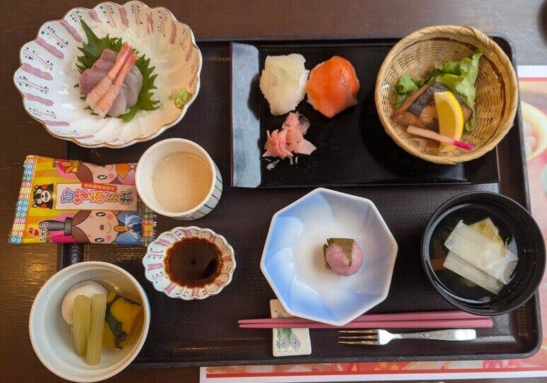 ゆいの家 ひな祭り行事食