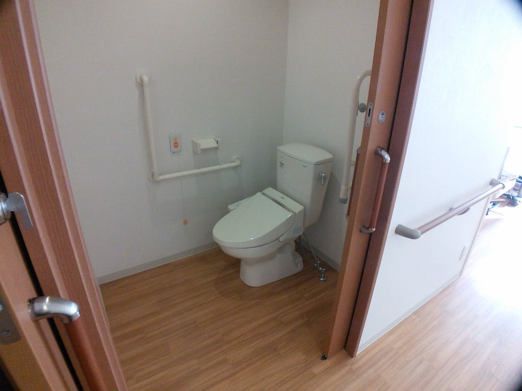 家族の家ひまわり日光 トイレ
