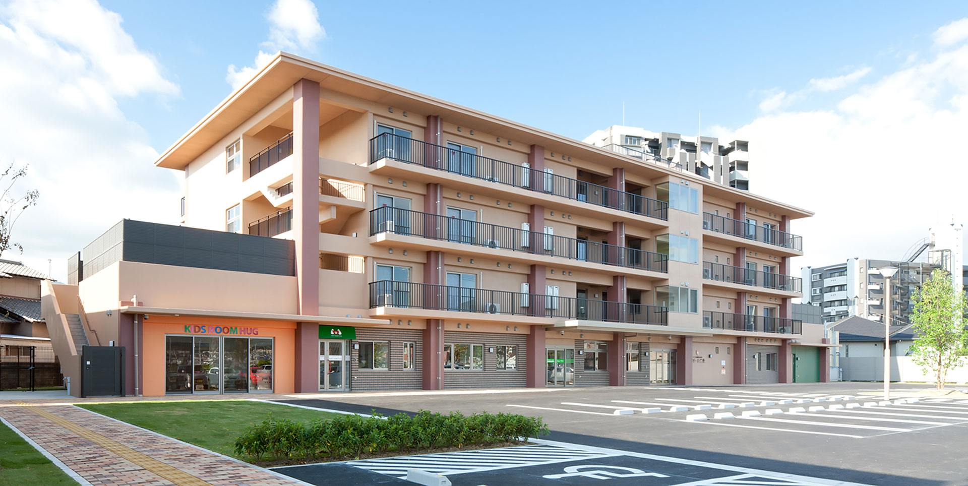 サービス付き高齢者向け住宅クオーレ三光 外観