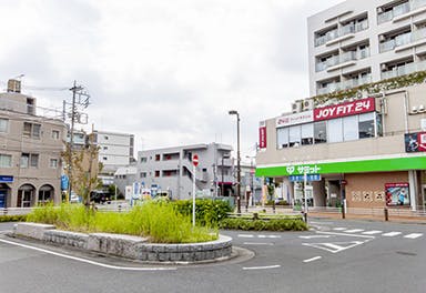 ゆうらいふ世田谷 芦花公園駅前