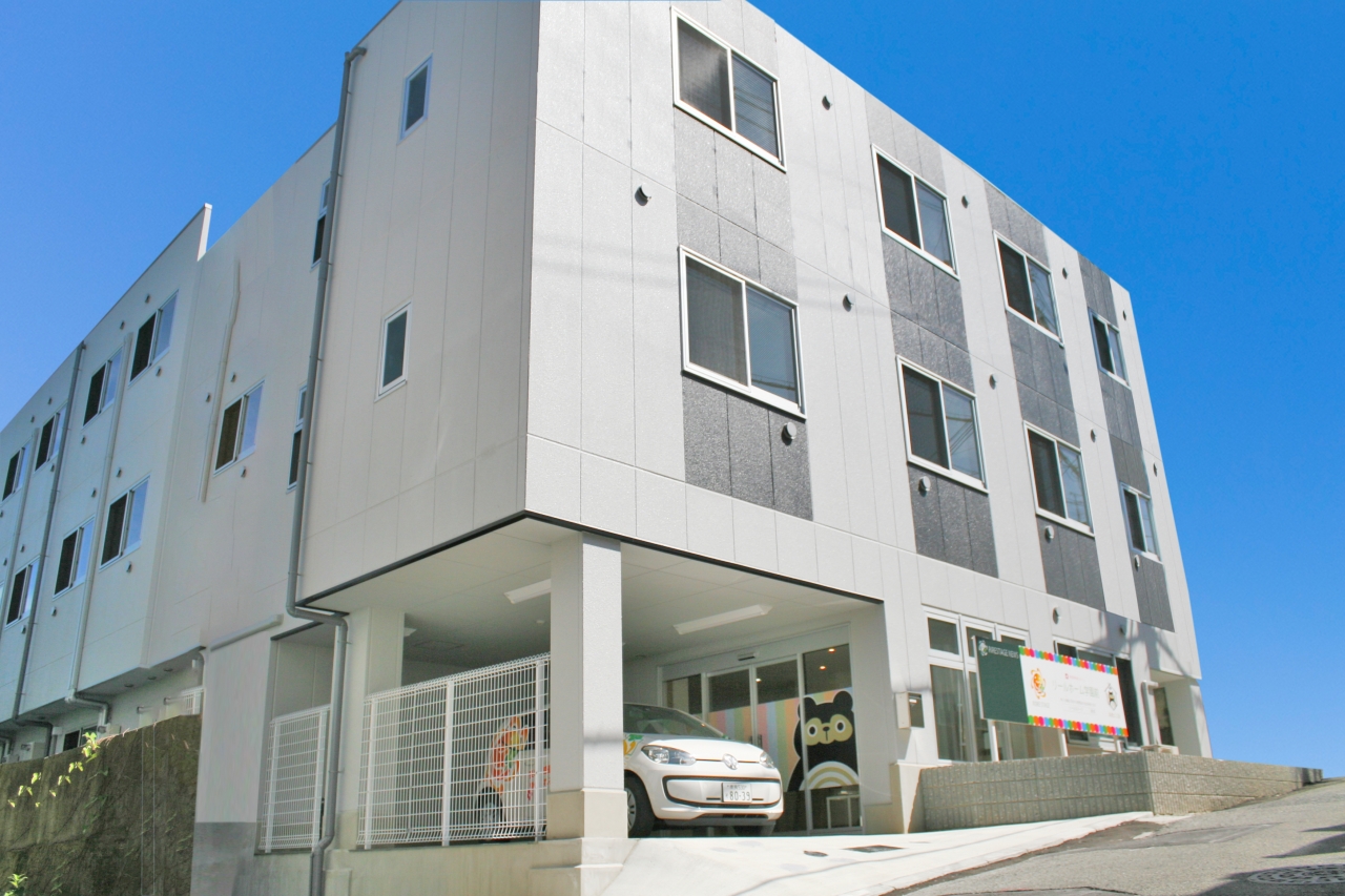 リールホーム学園前 外観