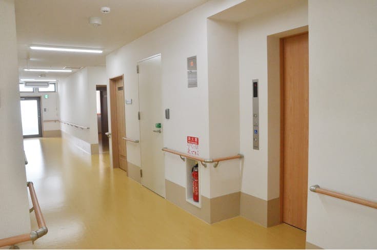 MYYケアリング牧野 廊下