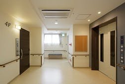 そんぽの家Ｓ田辺 エレベーターホール