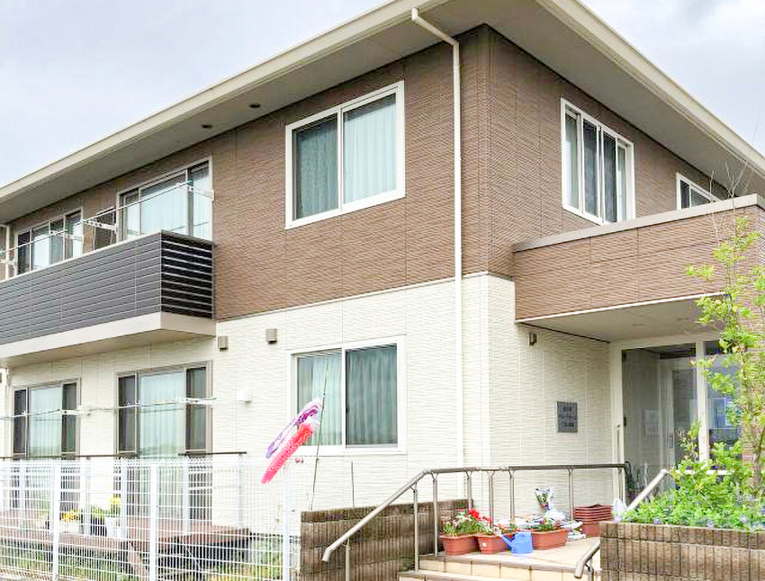 愛の家グループホーム三条上須頃 外観