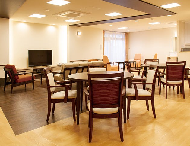 リアンレーヴ春日部 リビング(2F)