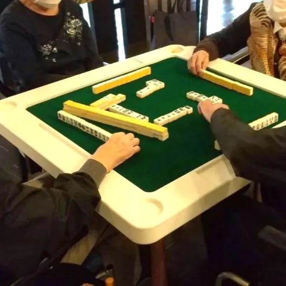 ラビアンローズ上野芝 麻雀