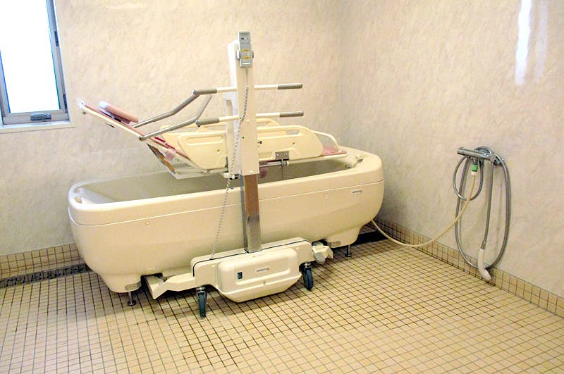 ナーシングホームあいFC絆 機械浴