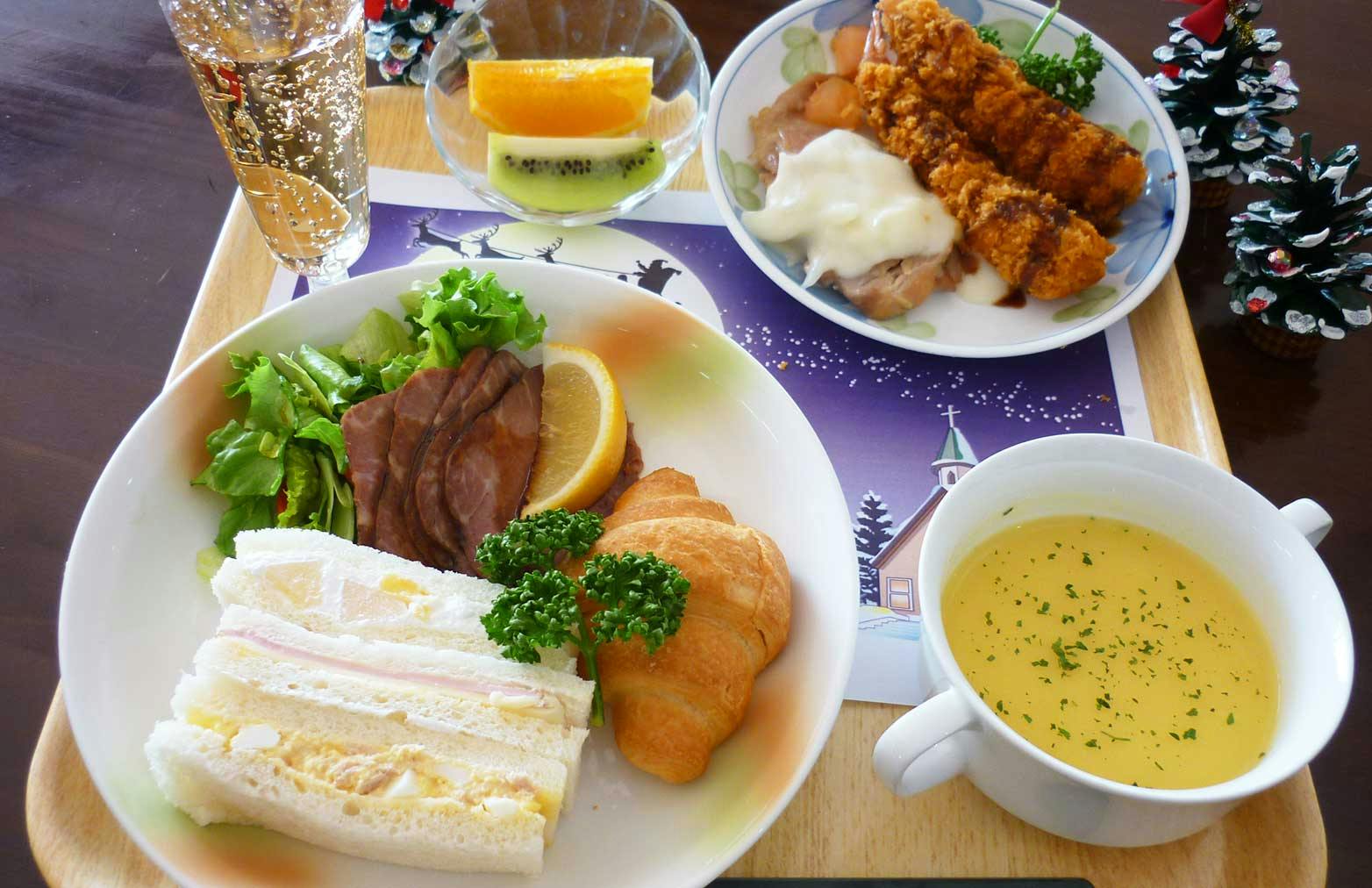 あずみ苑グランデ常盤平 クリスマス