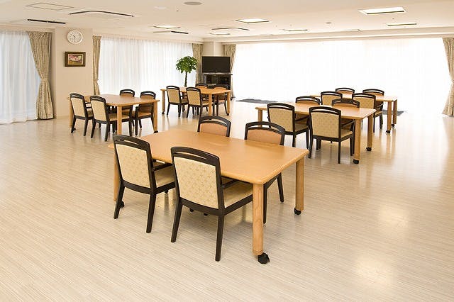 サンライズ・ヴィラ 伊勢原 食堂兼機能訓練室
