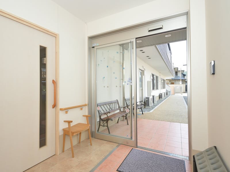 たのしい家出屋敷(GH) 玄関内