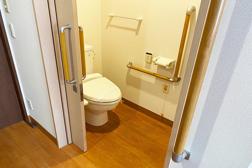 介護付有料老人ホーム ソラスト守口 トイレ