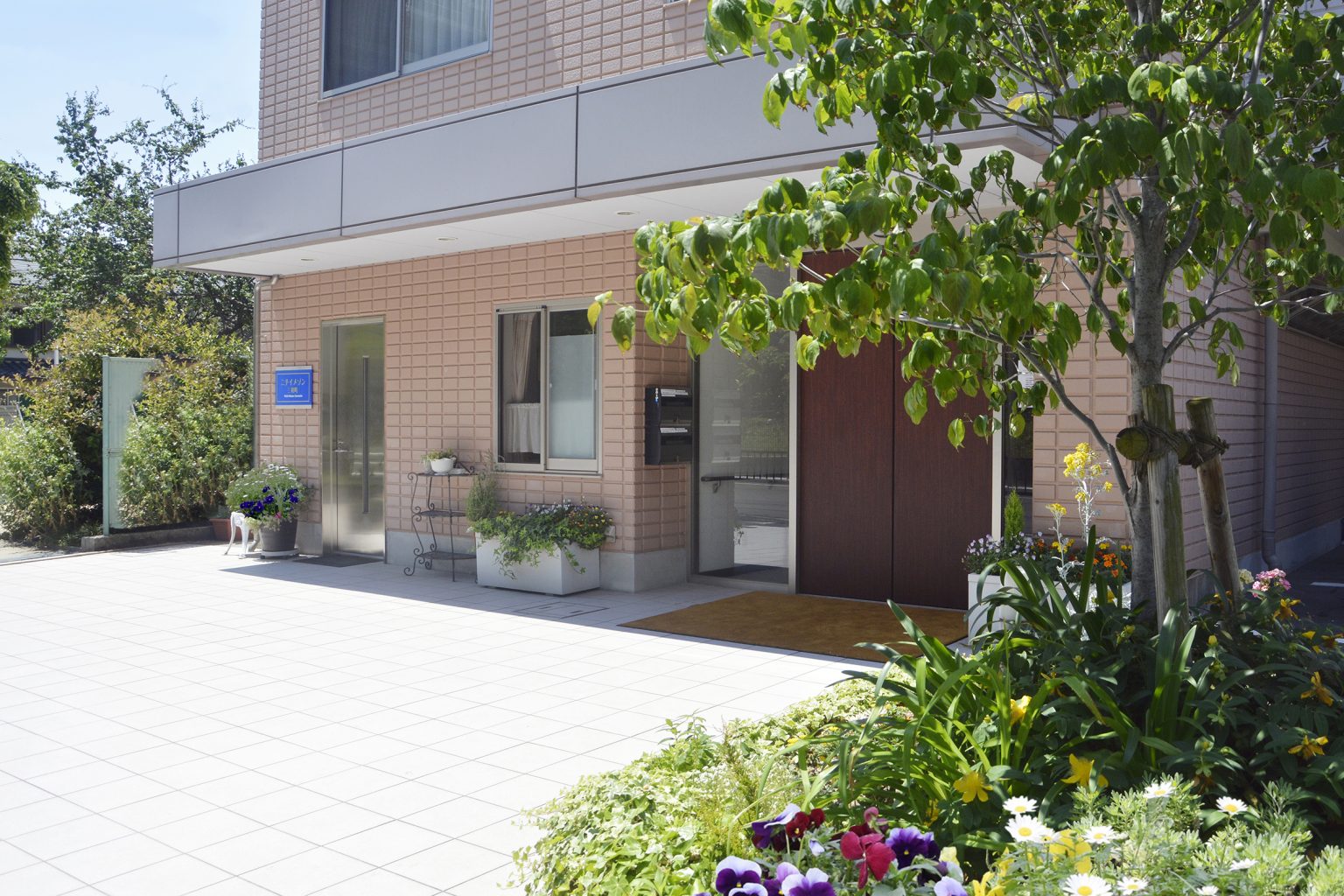 ニチイメゾン三和町 外観