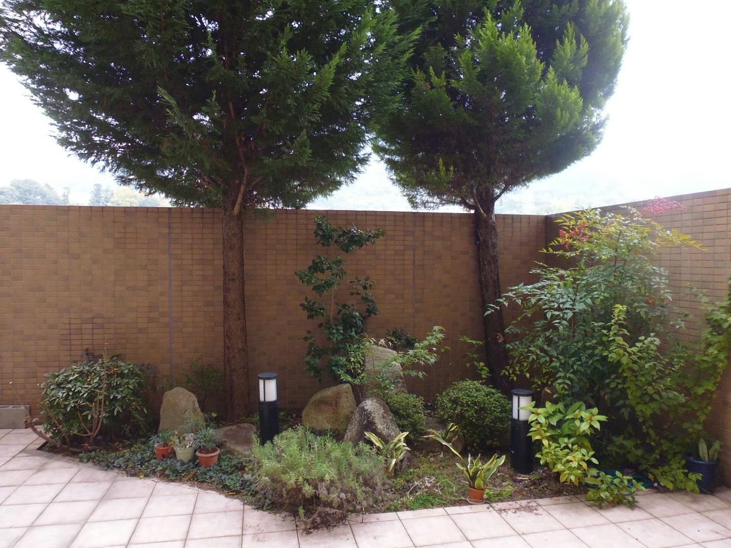 介護付有料老人ホームおだやかな園 内庭