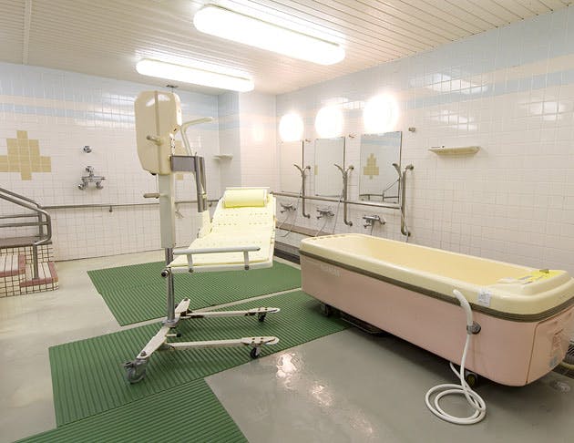 ライフコミューンいずみ中央 浴室（機械浴）