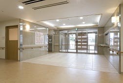 そんぽの家Ｓ京都東向日 エントランス
