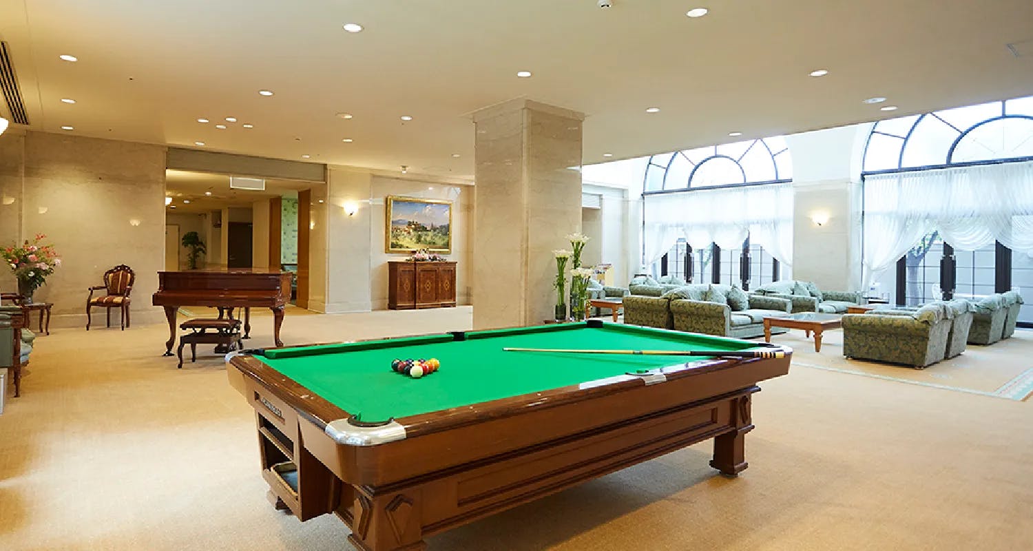 フィレンツェライフ青山 ビリヤードコーナー