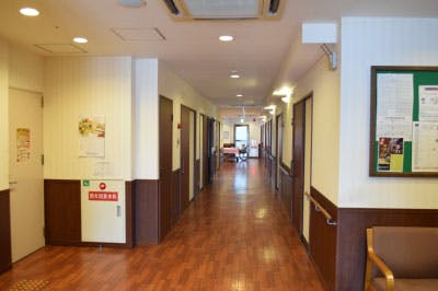 有料老人ホーム エコハウス くみのき 廊下