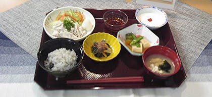 ディーフェスタ川口芝高木 和食