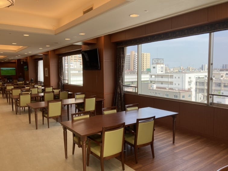 ＳＯＭＰＯケア ラヴィーレ弁天町 食堂