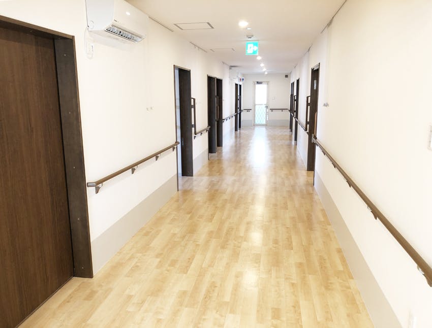 愛の家グループホーム茅ヶ崎平和町 廊下