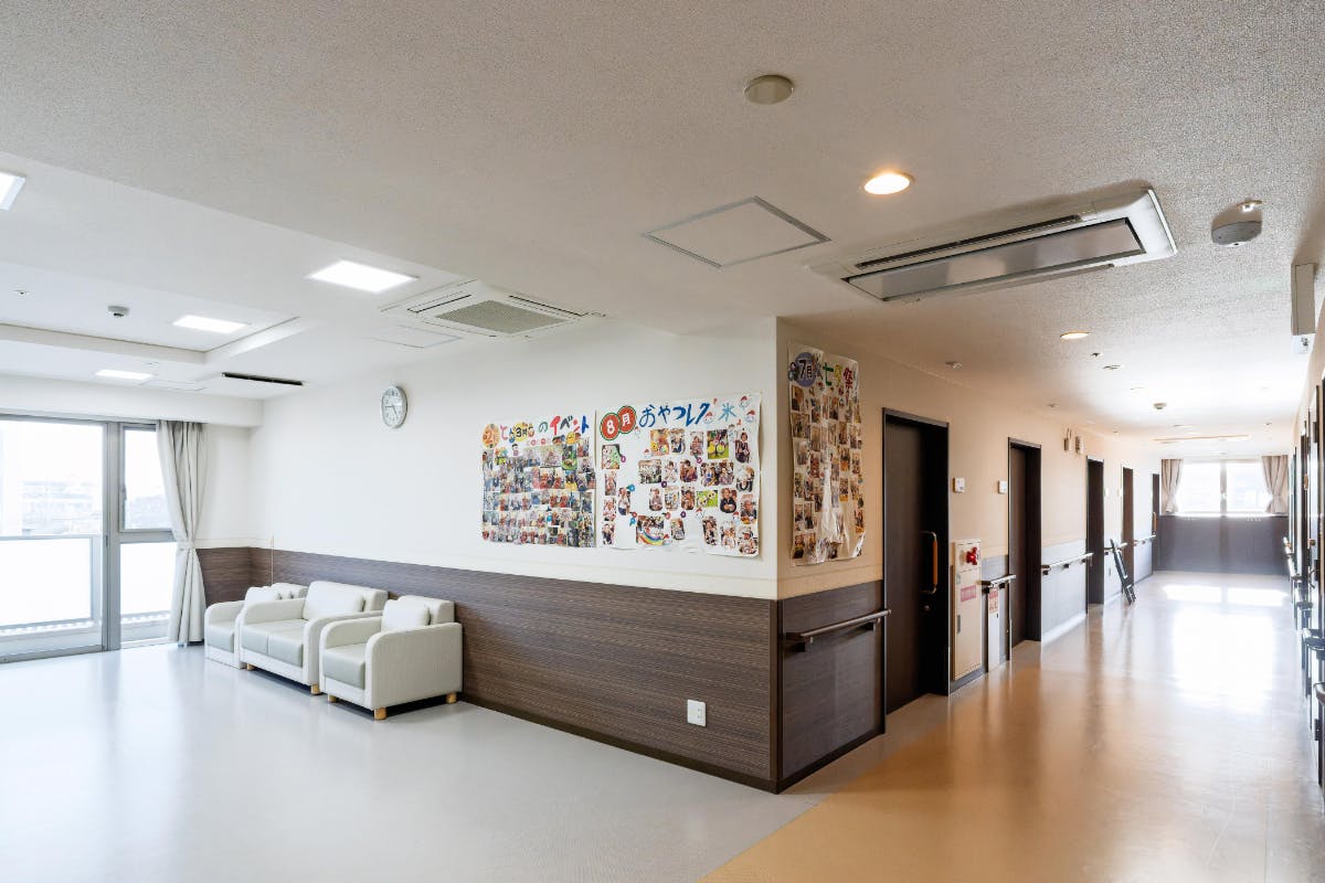 ソレイユとよなか 廊下