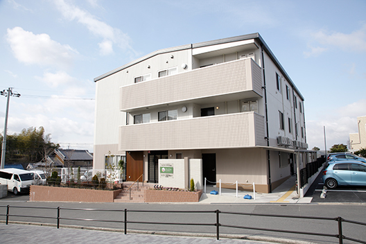エイジフリーハウス枚方津田 外観