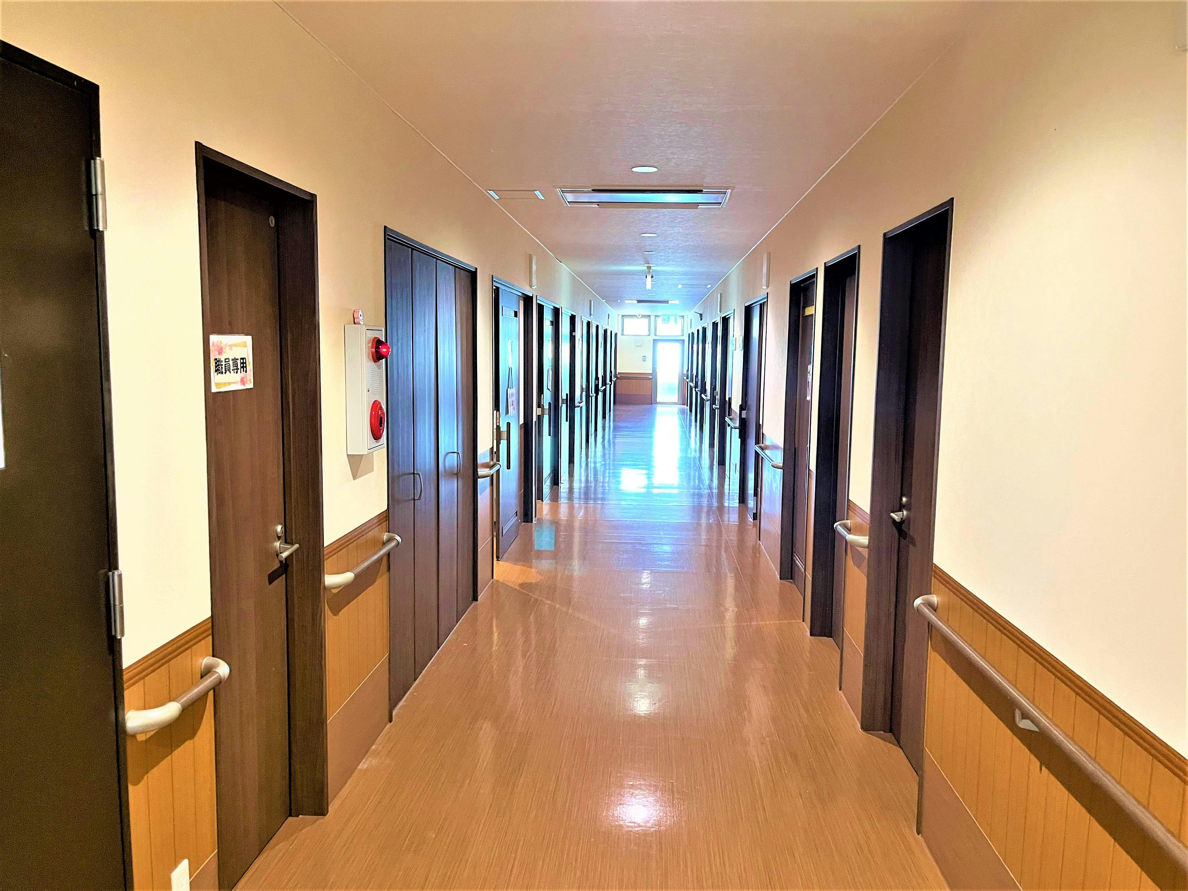 ライフパートナー星丘 廊下