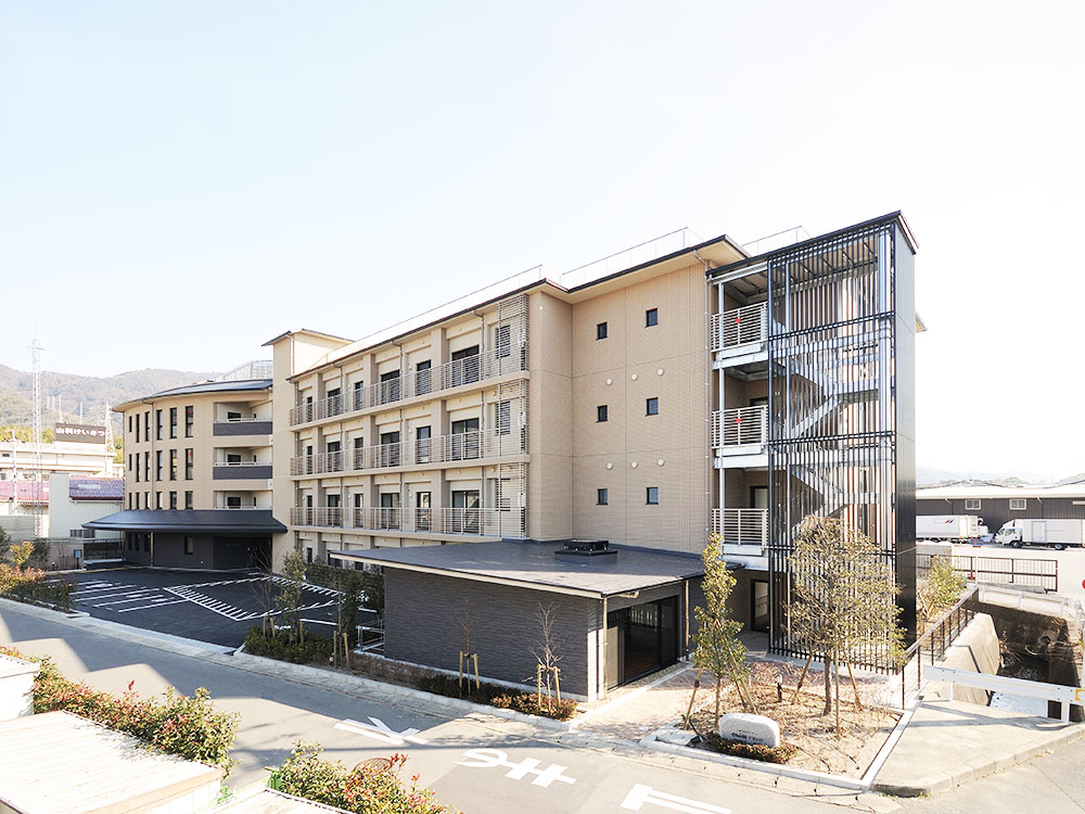 チャーム京都山科 外観