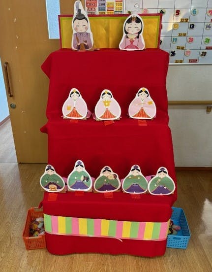 ニチイケアセンター恵庭 ひな祭り