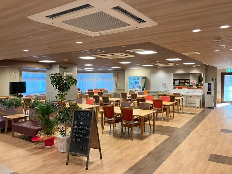 ココファン那の川 食堂